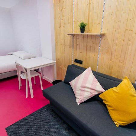 Koala Hostel Mercado Аликанте Экстерьер фото