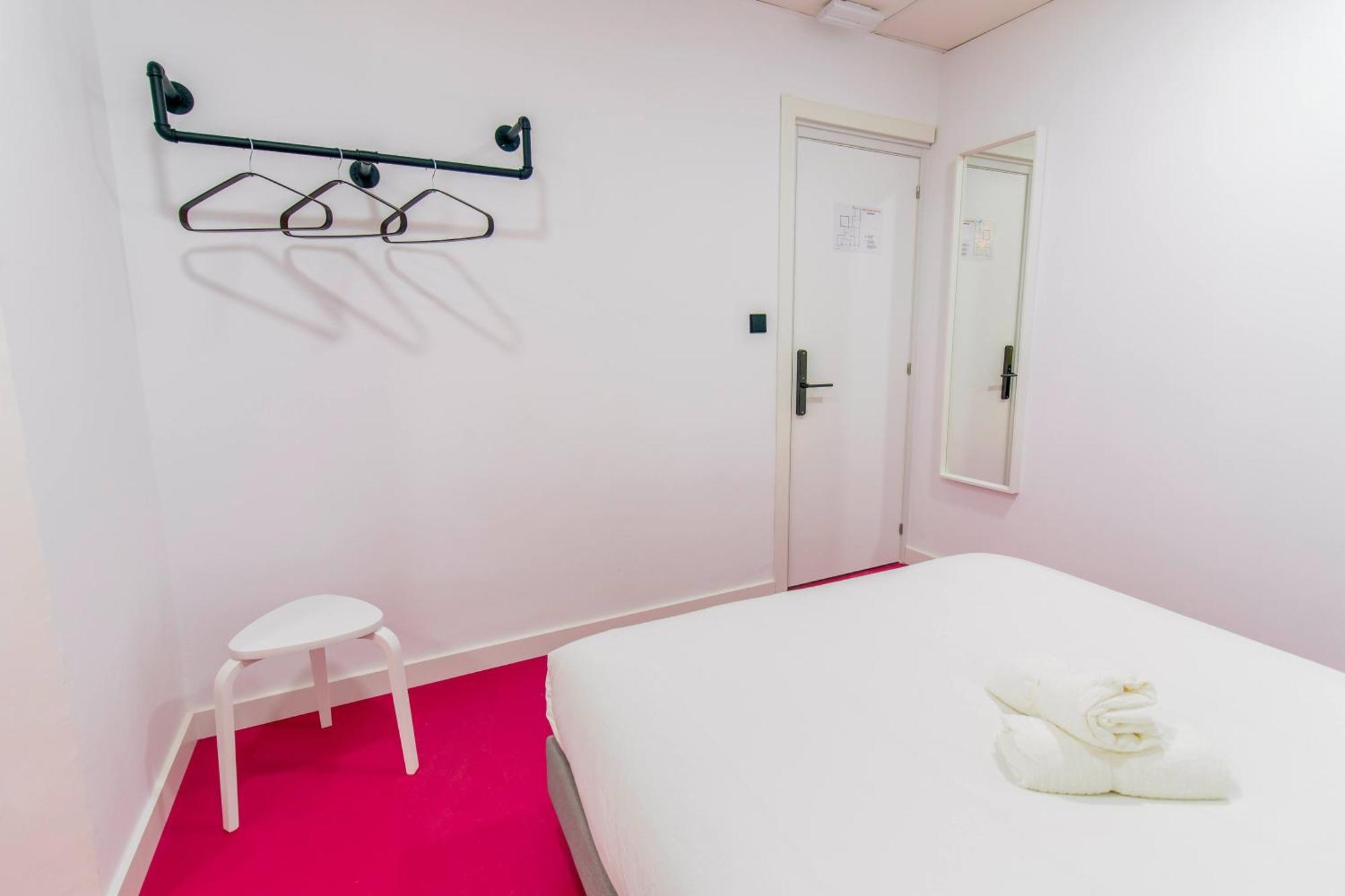 Koala Hostel Mercado Аликанте Экстерьер фото