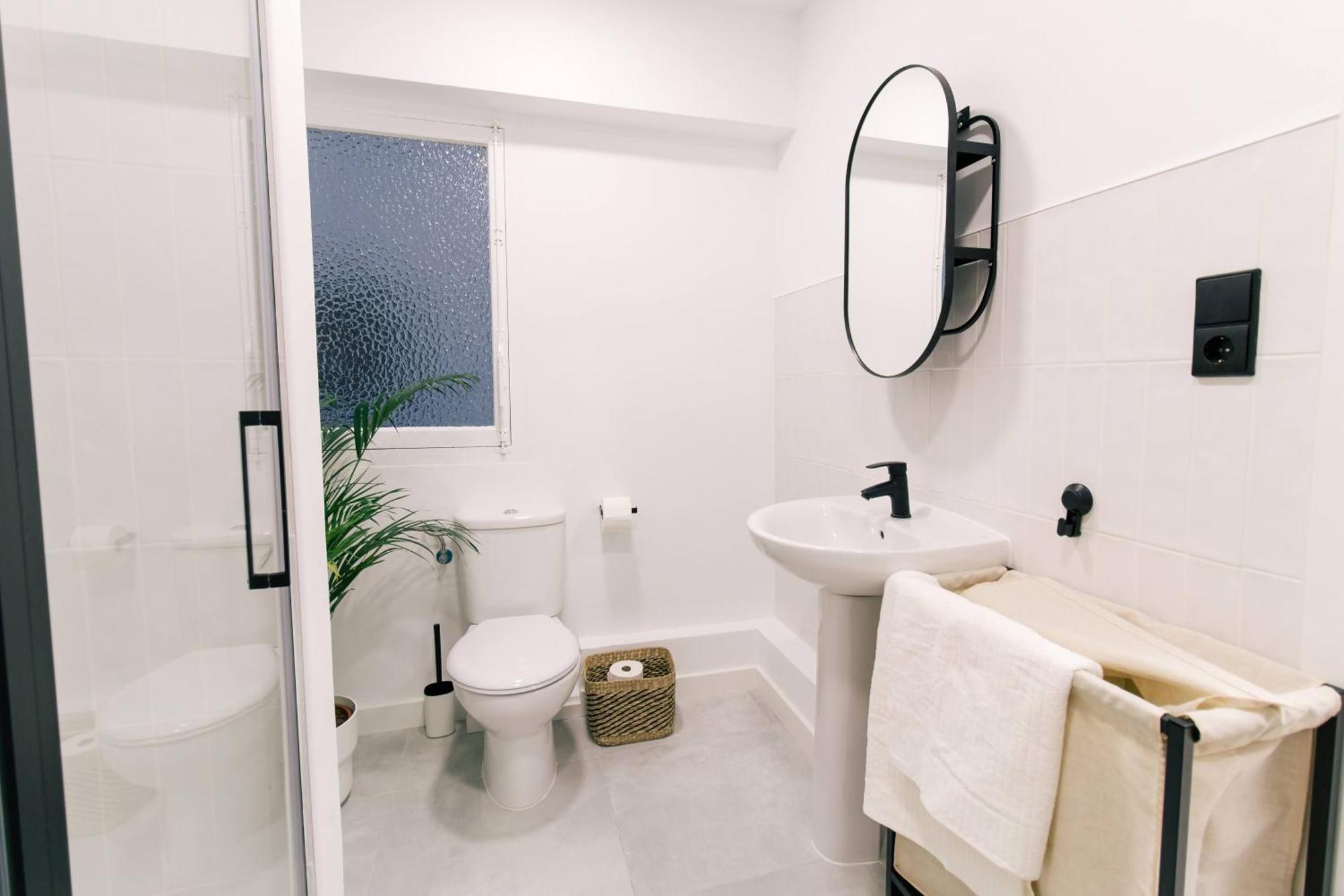 Koala Hostel Mercado Аликанте Экстерьер фото